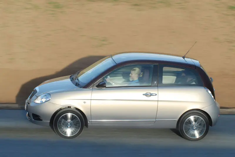 Lancia  Ypsilon 1.3 MultiJet 16V Oro 3
