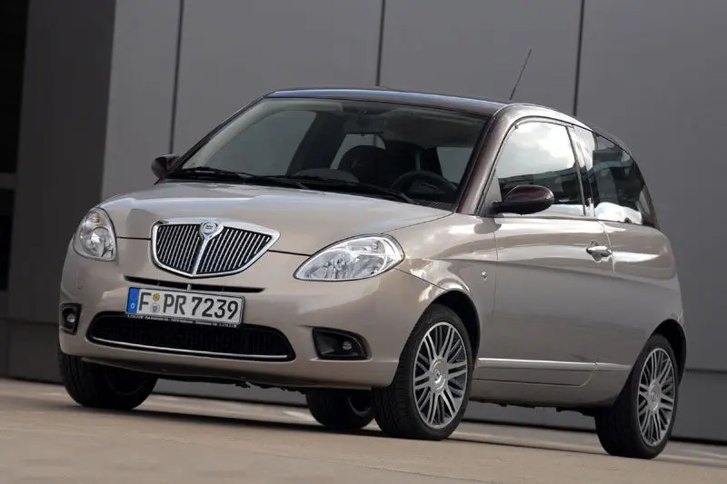 Lancia  Ypsilon 1.4 16V Oro 1