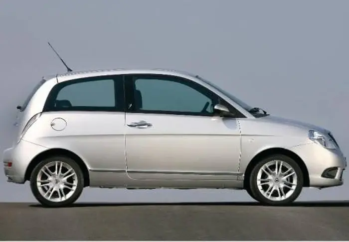 Lancia  Ypsilon 1.4 8V Platino 1