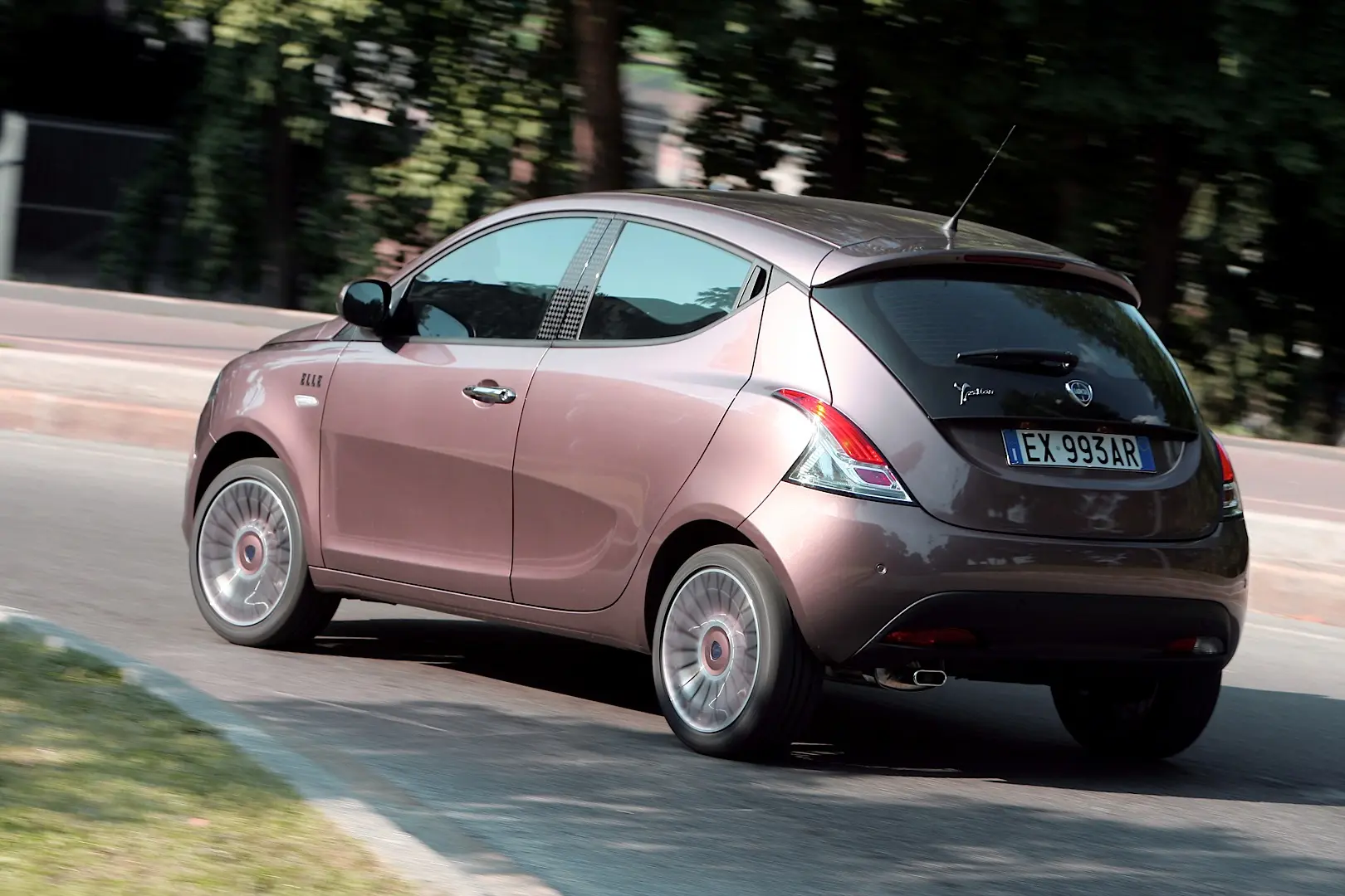 Lancia  Ypsilon 1.4 16V Elle Serie 2