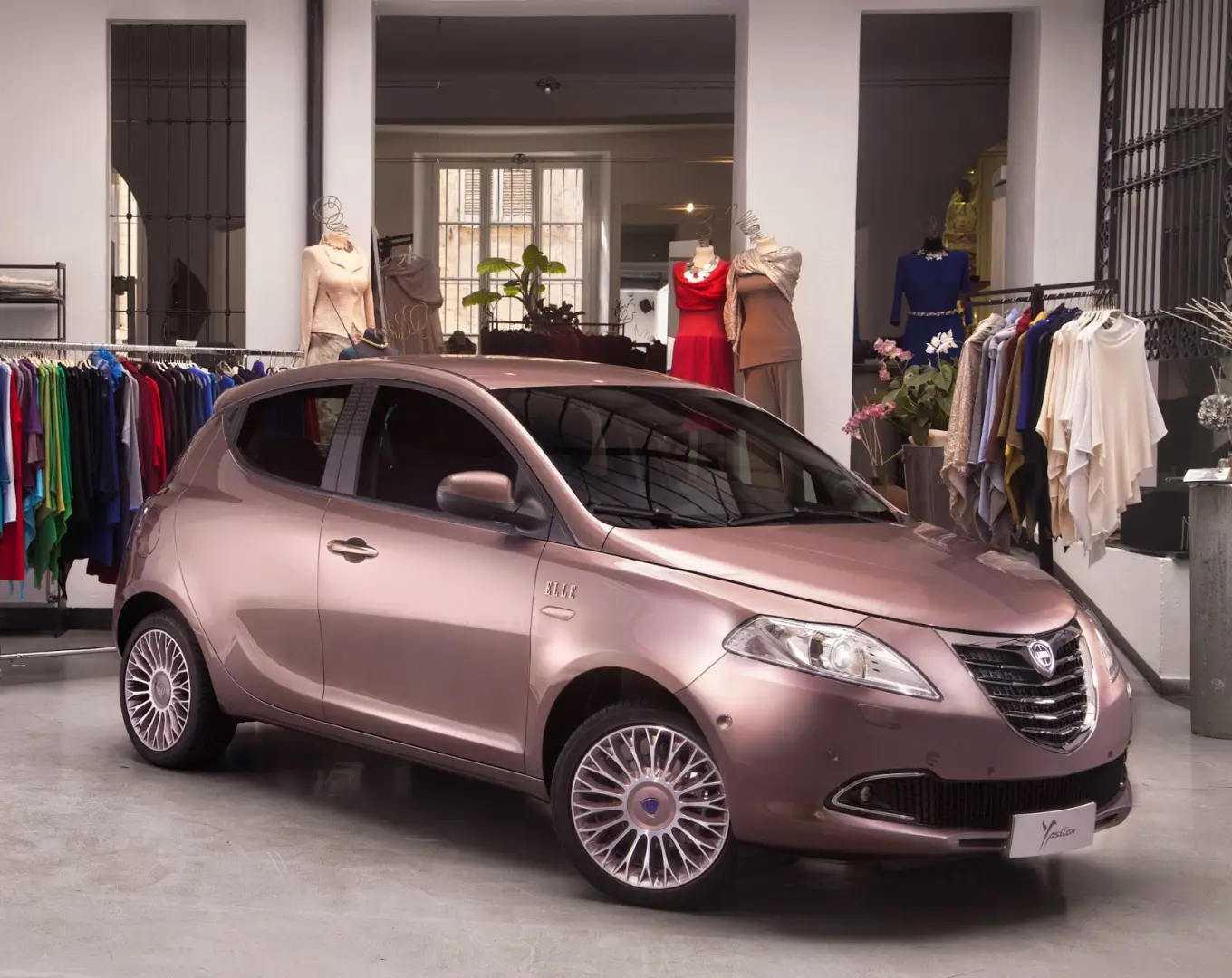 Lancia  Ypsilon 1.4 16V Elle Serie 5