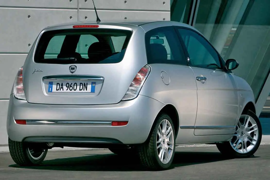 Lancia  Ypsilon 1.4 16V Oro 5