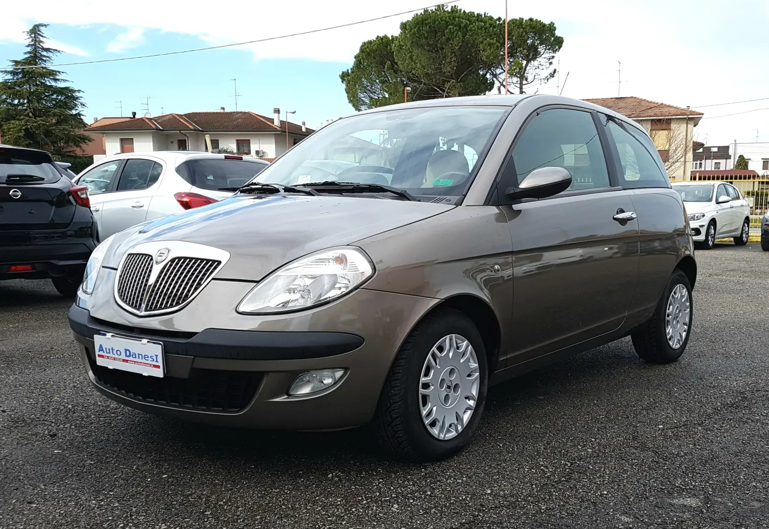 Lancia  Ypsilon 1.4 8V Argento 1