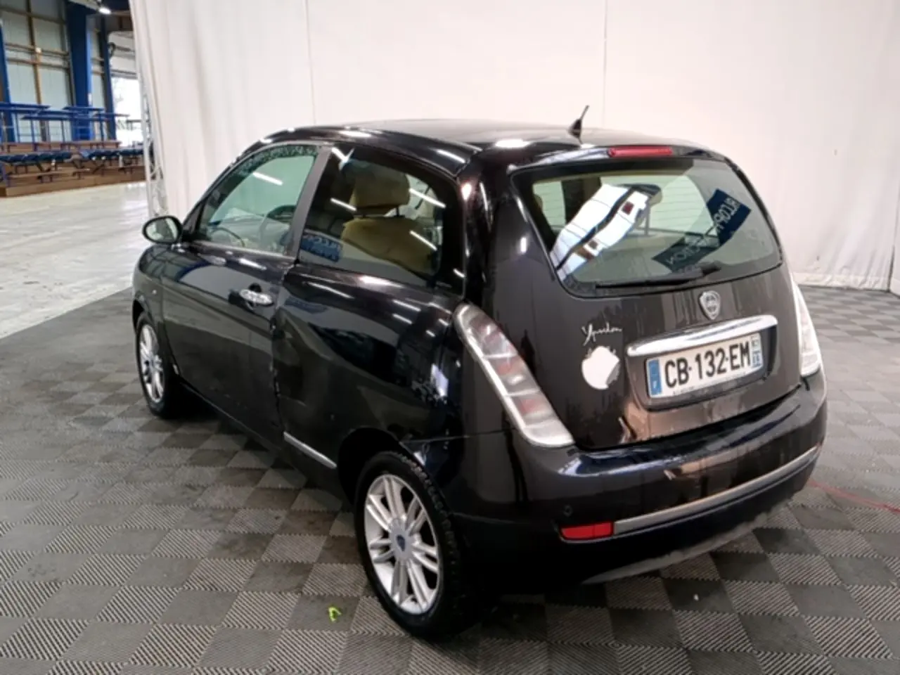 Lancia  Ypsilon 1.4 8V Platino 6