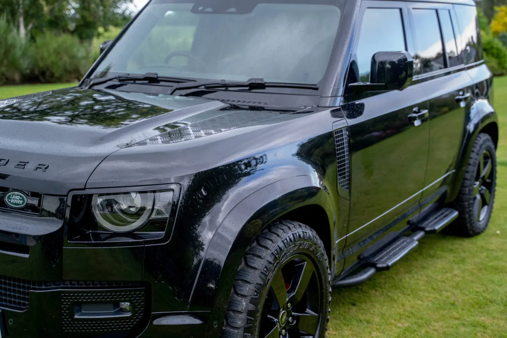 Land Rover Defender Defender 110 2.0 D HSE D240 AWD 0