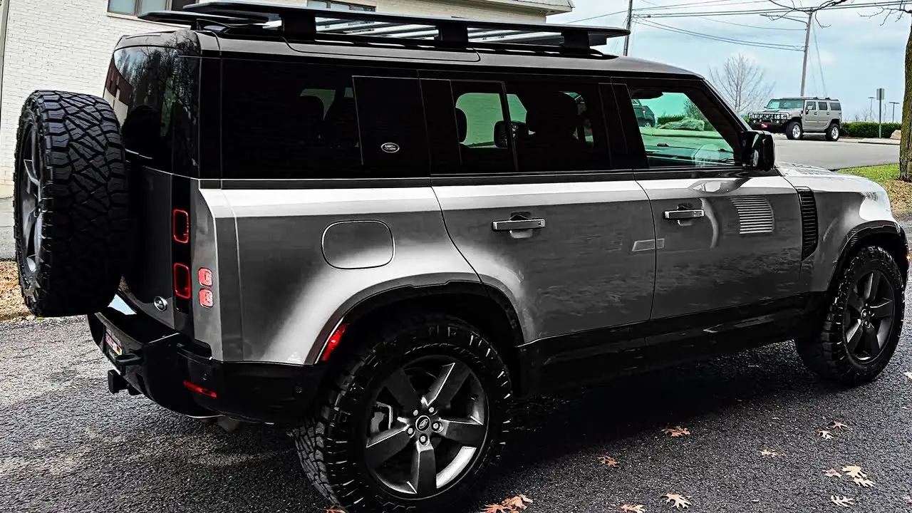 Land Rover Defender Defender 110 2.0 X-Dynamic SE P300 4WD 2