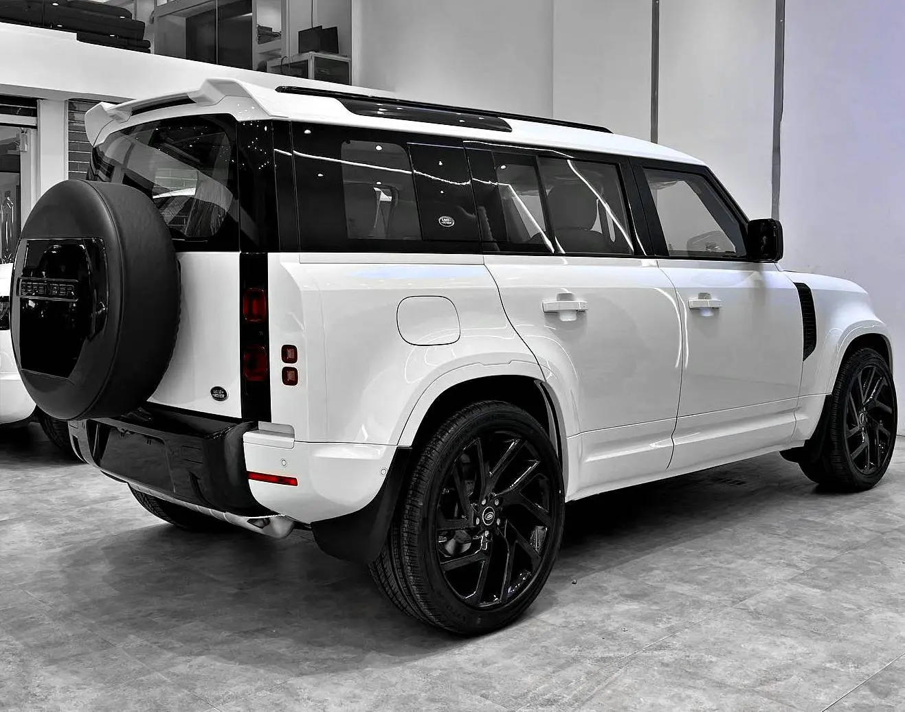 Land Rover Defender Defender 110 2.0 X-Dynamic HSE P300 4WD 6