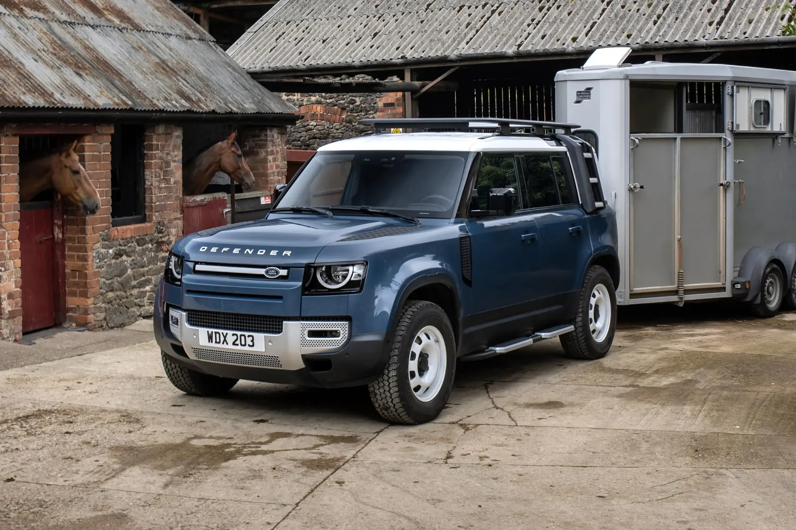 Land Rover Defender Defender 130 3.0 D300 X Dynamic HSE 0