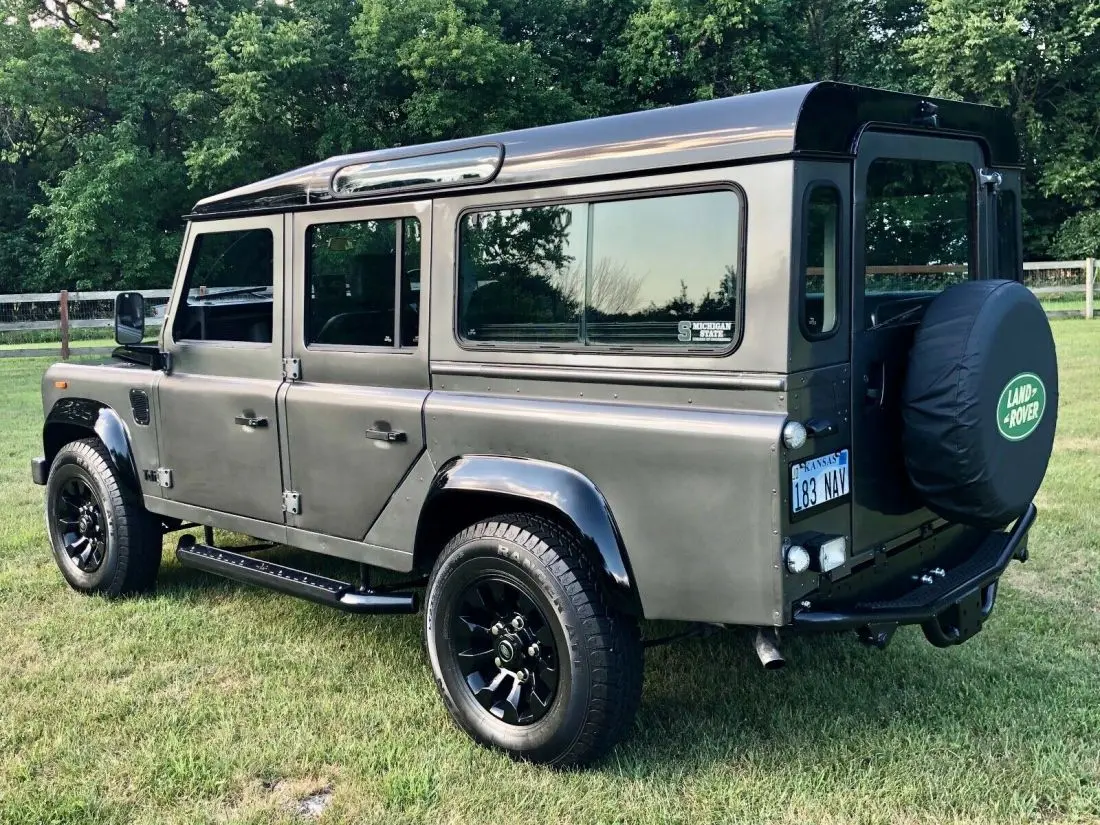 Land Rover Defender Defender 110 2.5 D 3