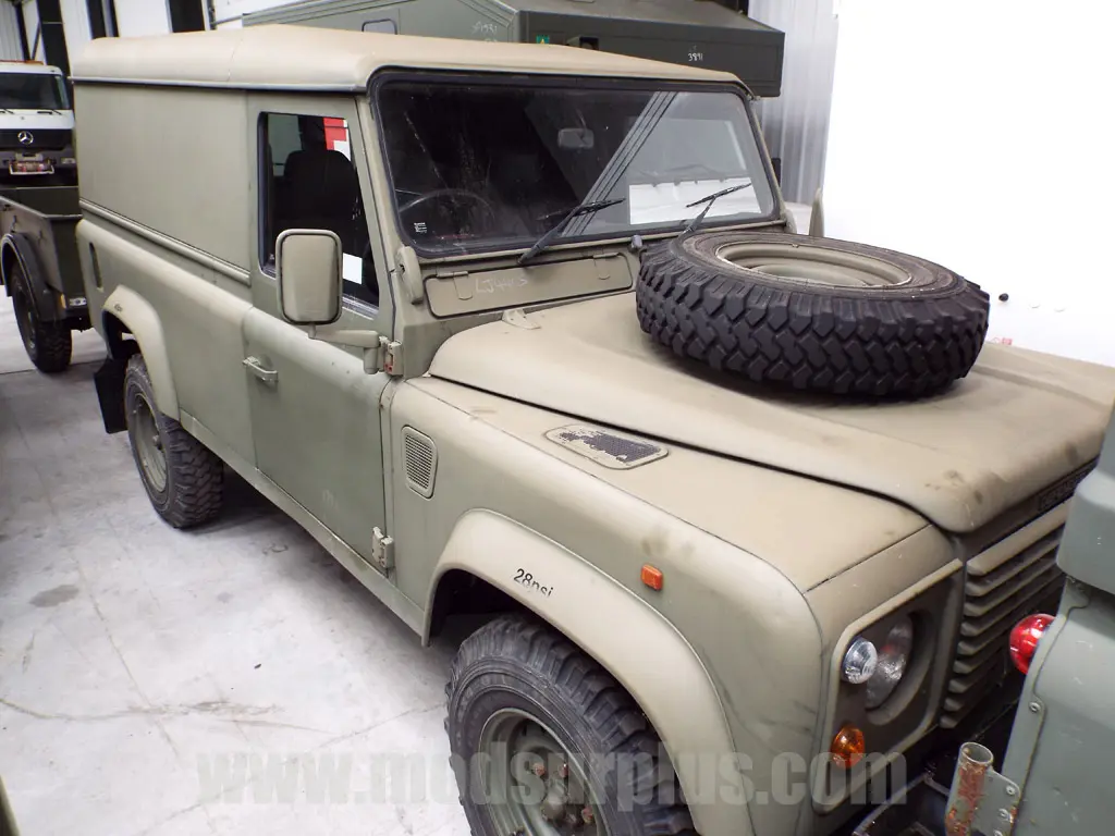 Land Rover Defender Defender 110 2.5 D Hard Top 3