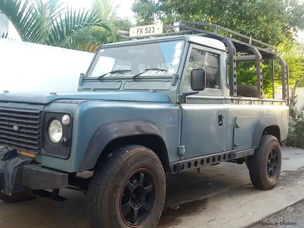 Land Rover Defender Defender 110 2.5 D Soft Top 6