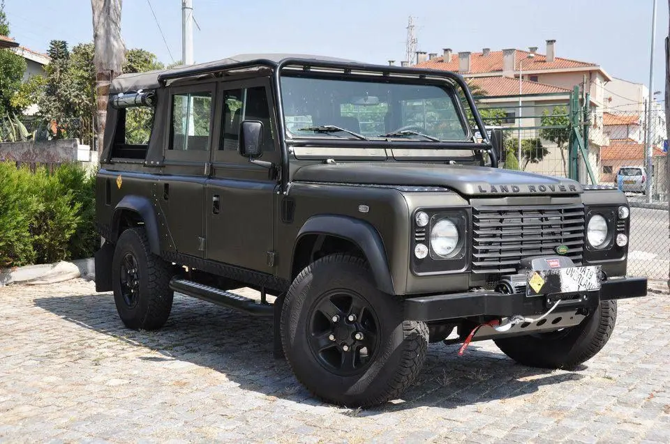 Land Rover Defender Defender 110 2.5 TD5 Soft Top 5