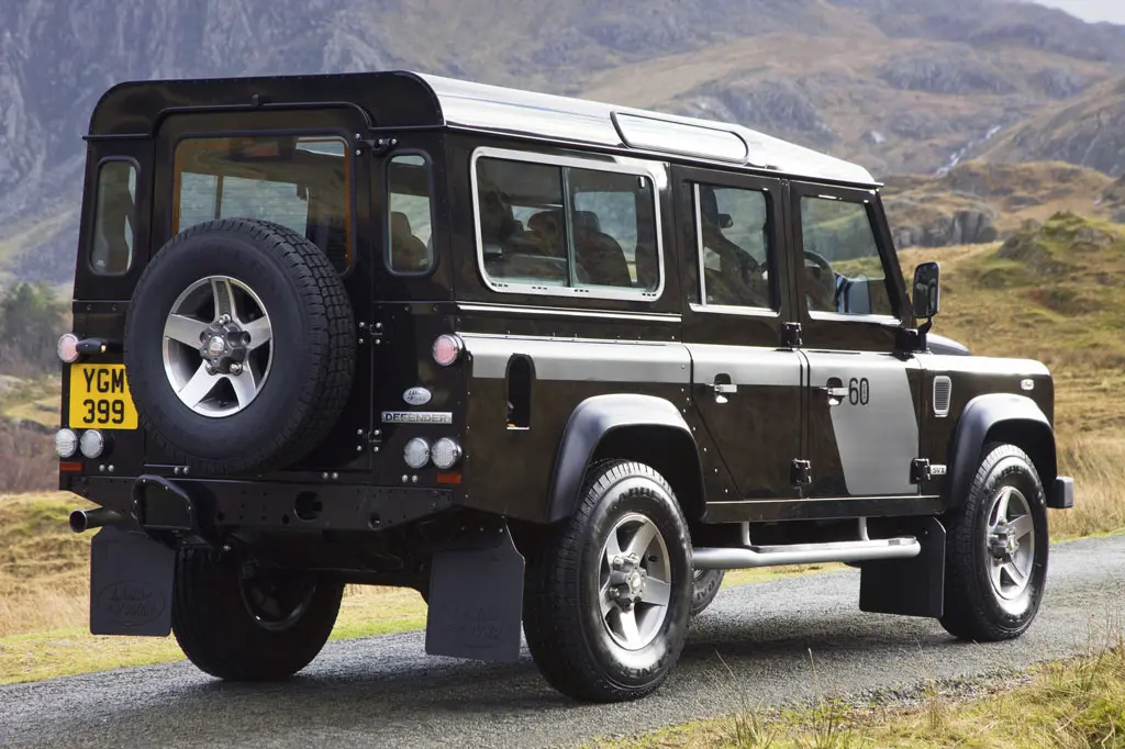Land Rover Defender Defender 110 2.5 TD5 Soft Top 7