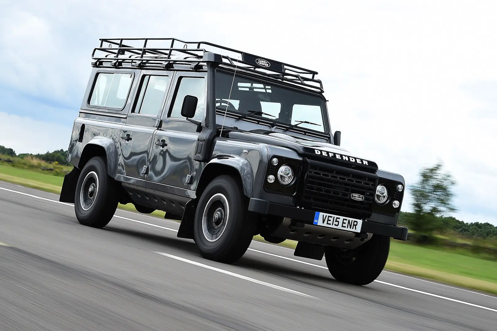 Land Rover Defender Defender 110 2.5 TDI 3