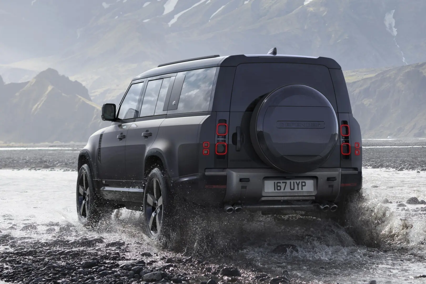 Land Rover Defender Defender 130 3.0 D300 X Dynamic HSE 2