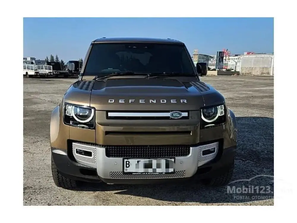 Land Rover Defender Defender 2.0 P300 SE 4