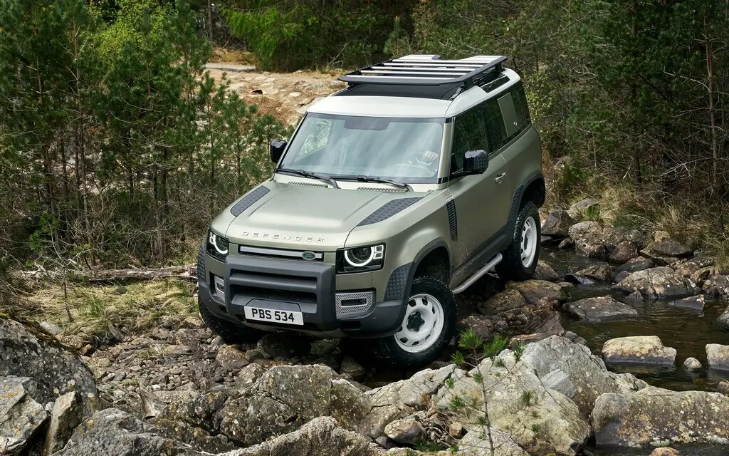 Land Rover Defender Defender 90 2.0 L X-Dynamic HSE P300 6