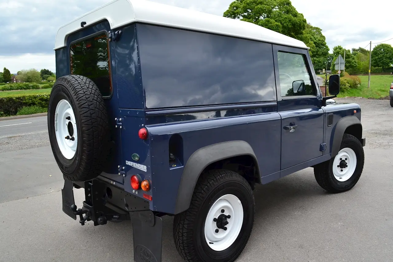 Land Rover Defender Defender 90 2.5 Hard Top 6