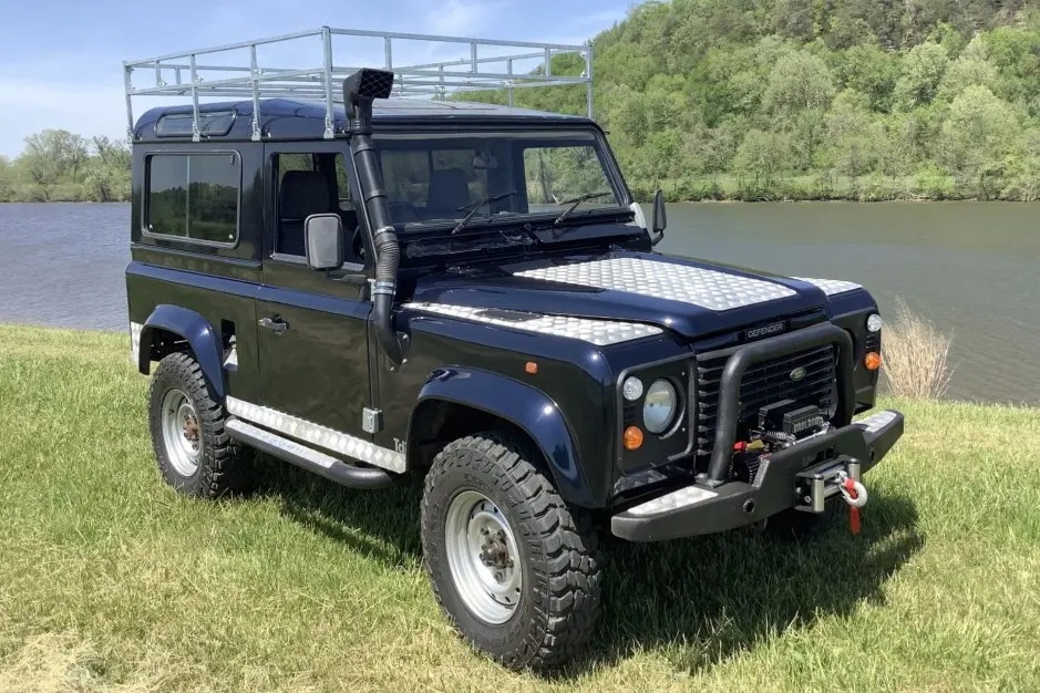 Land Rover Defender Defender 90 2.5 TDI 6