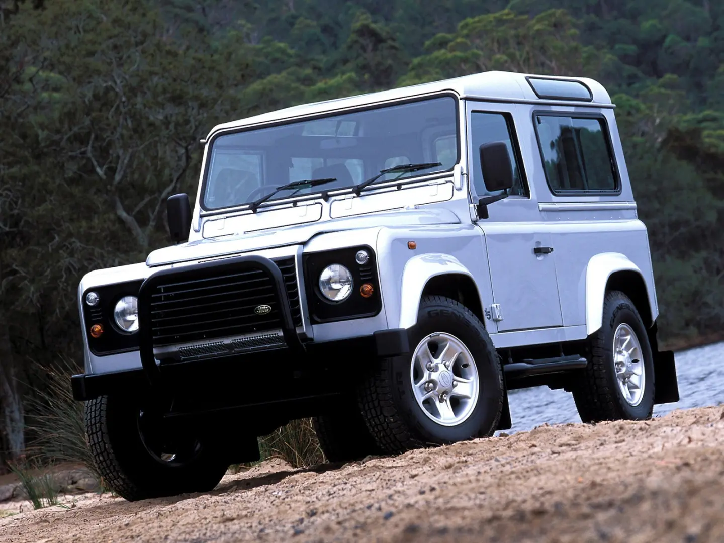 Land Rover Defender Defender 90 2.5 TDI 6