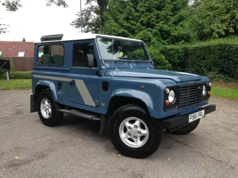 Land Rover Defender Defender 90 2.5 TDI Pick Up 7