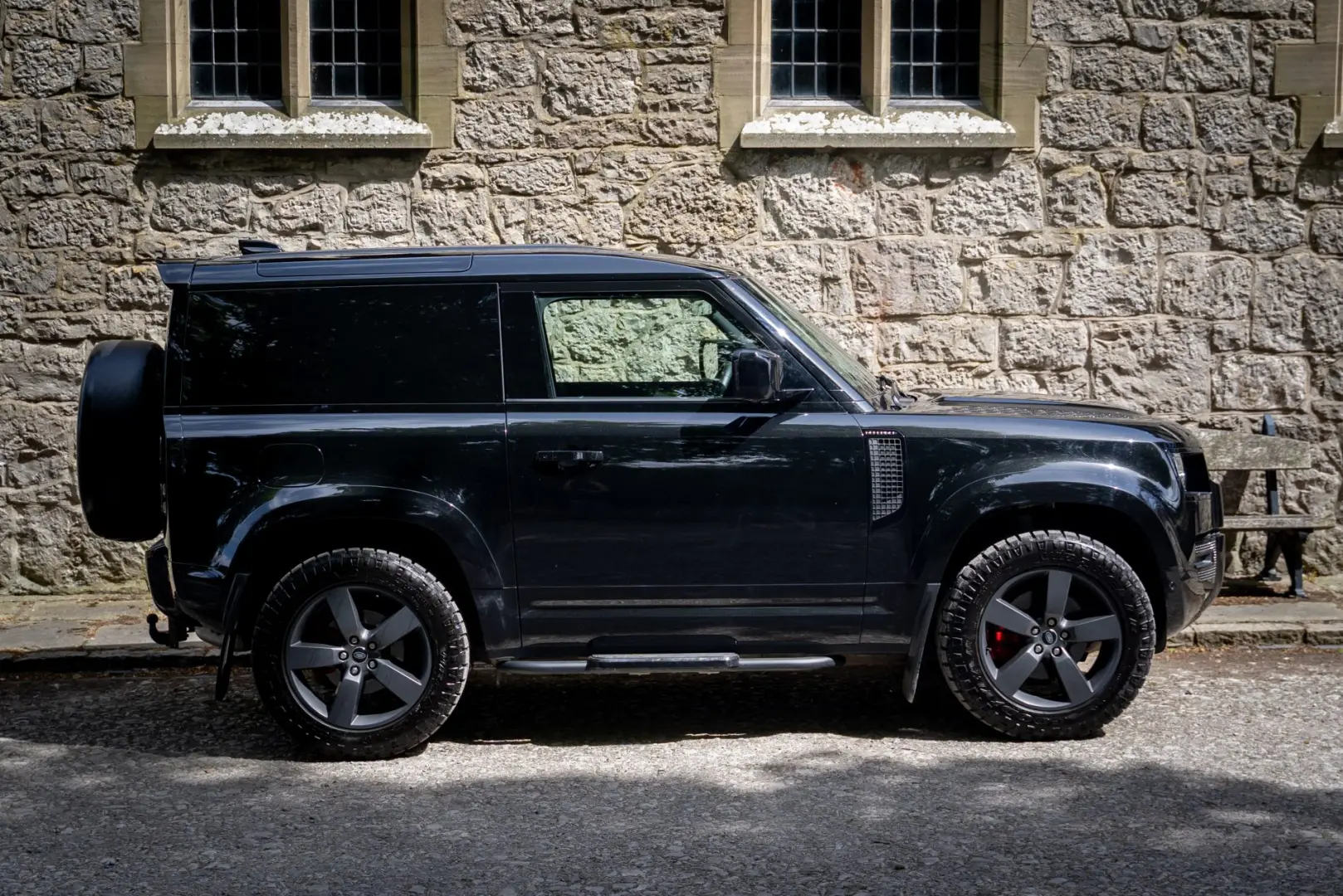 Land Rover Defender Defender 90 3.0 D D200 Standart (Hard Top) 2