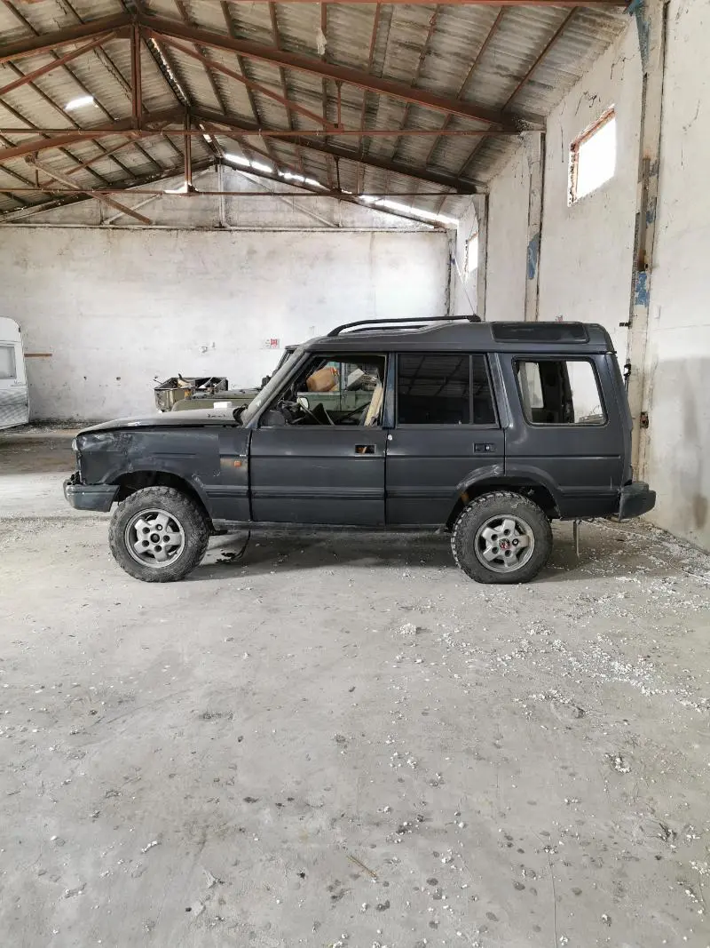 Land Rover Discovery Discovery 2.0 MPI 4