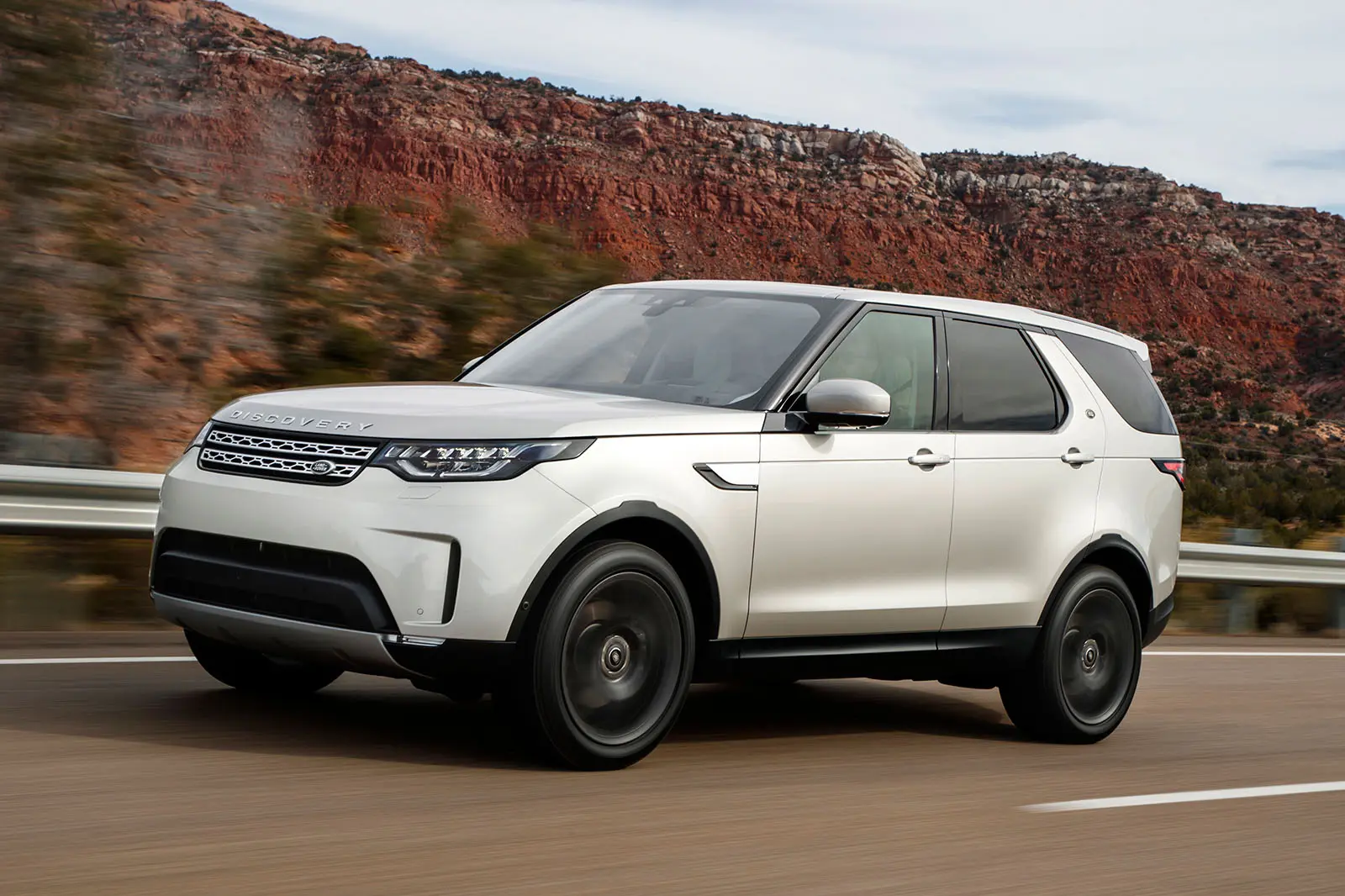 Land Rover Discovery Discovery 2.0 TD4 SE Plus 1