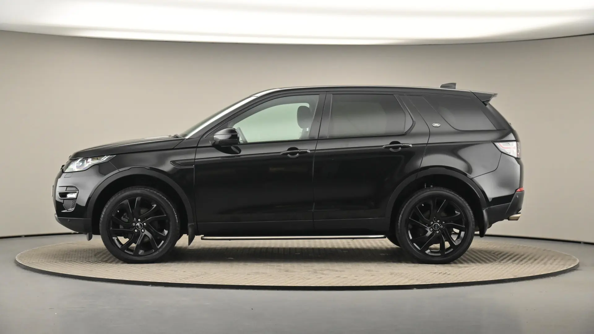 Land Rover Discovery Sport Discovery Sport 2.0 TD4 Black & White Edition 1