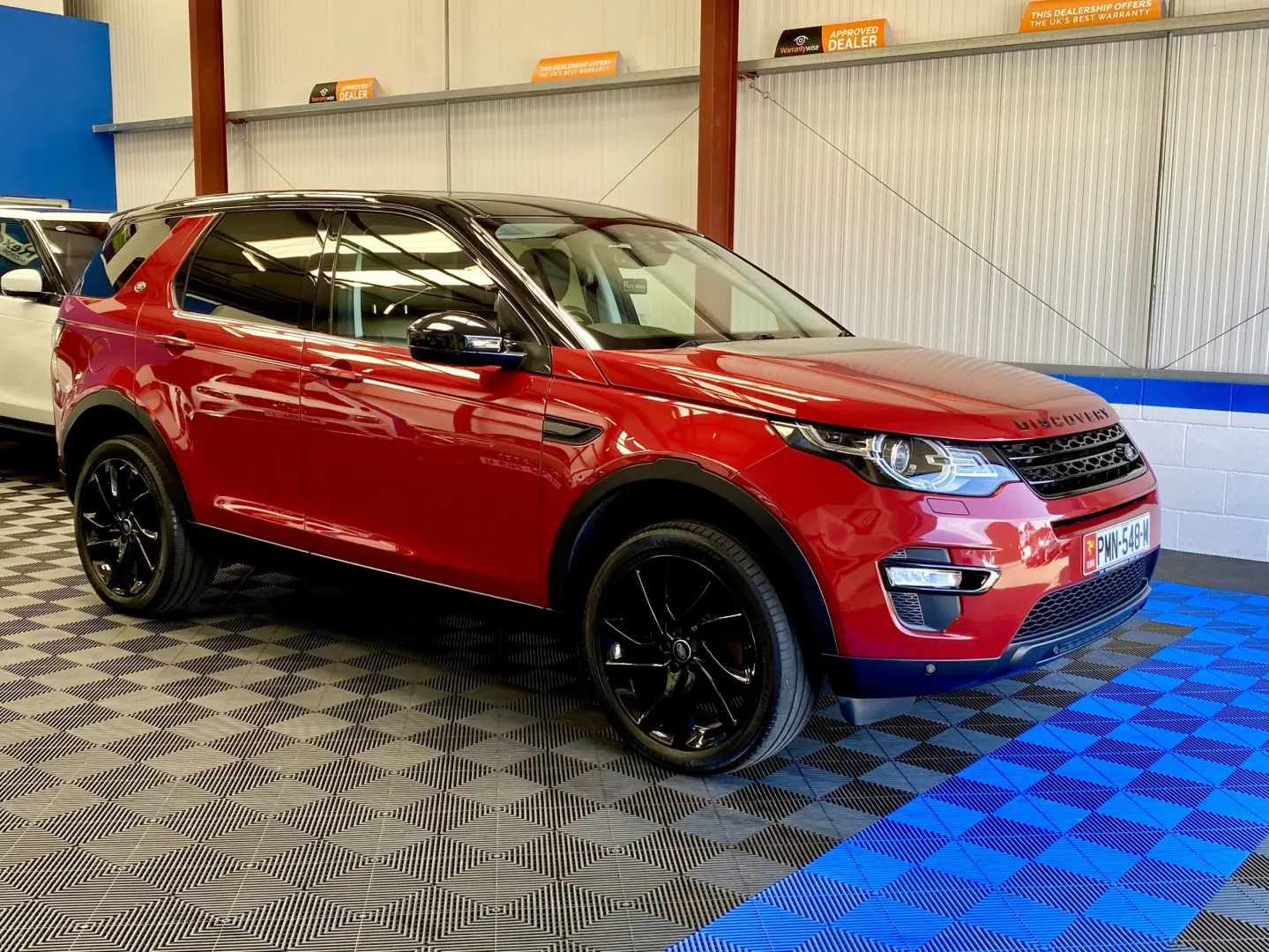 Land Rover Discovery Sport Discovery Sport 2.0 TD4 Black & White Edition 5