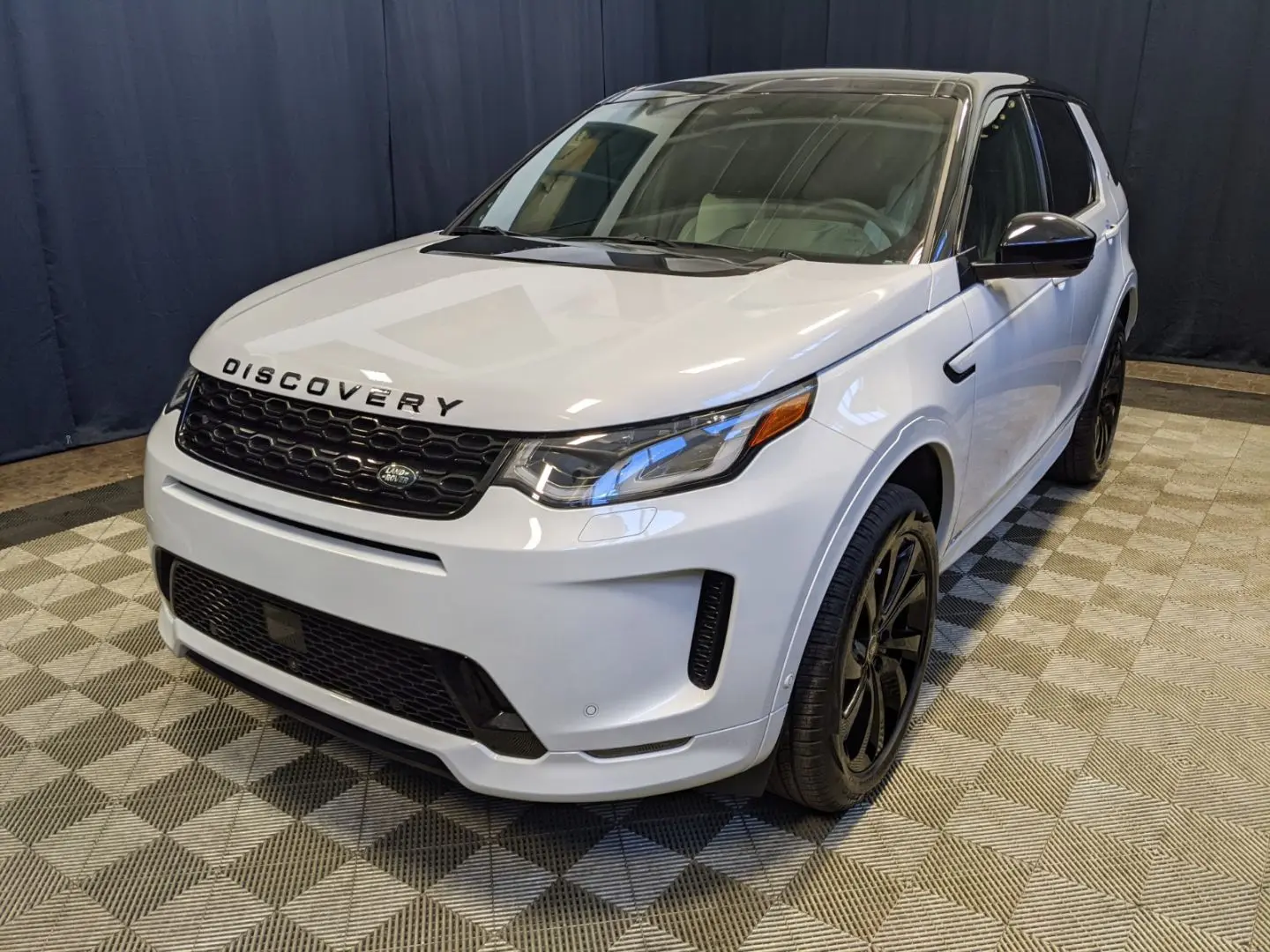 Land Rover Discovery Sport Discovery Sport 2.0 TD4 D163 R-Dynamic HSE 5