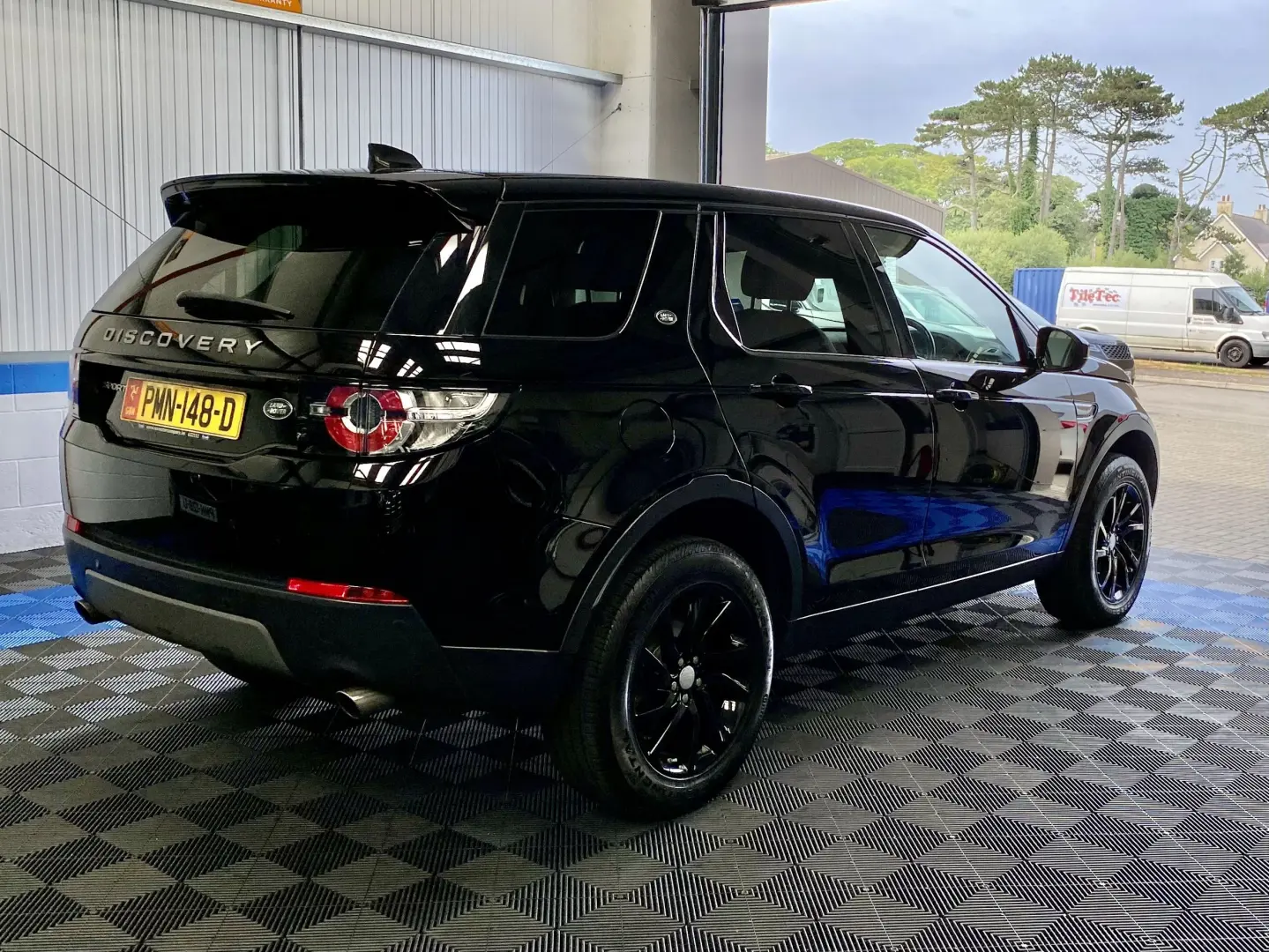 Land Rover Discovery Discovery 2.0 TD4 SE Plus 0