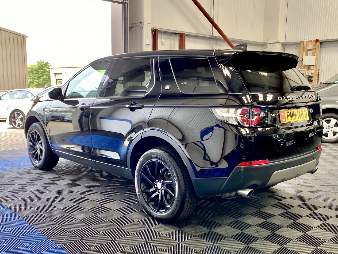 Land Rover Discovery Discovery 2.0 TD4 SE Plus 6
