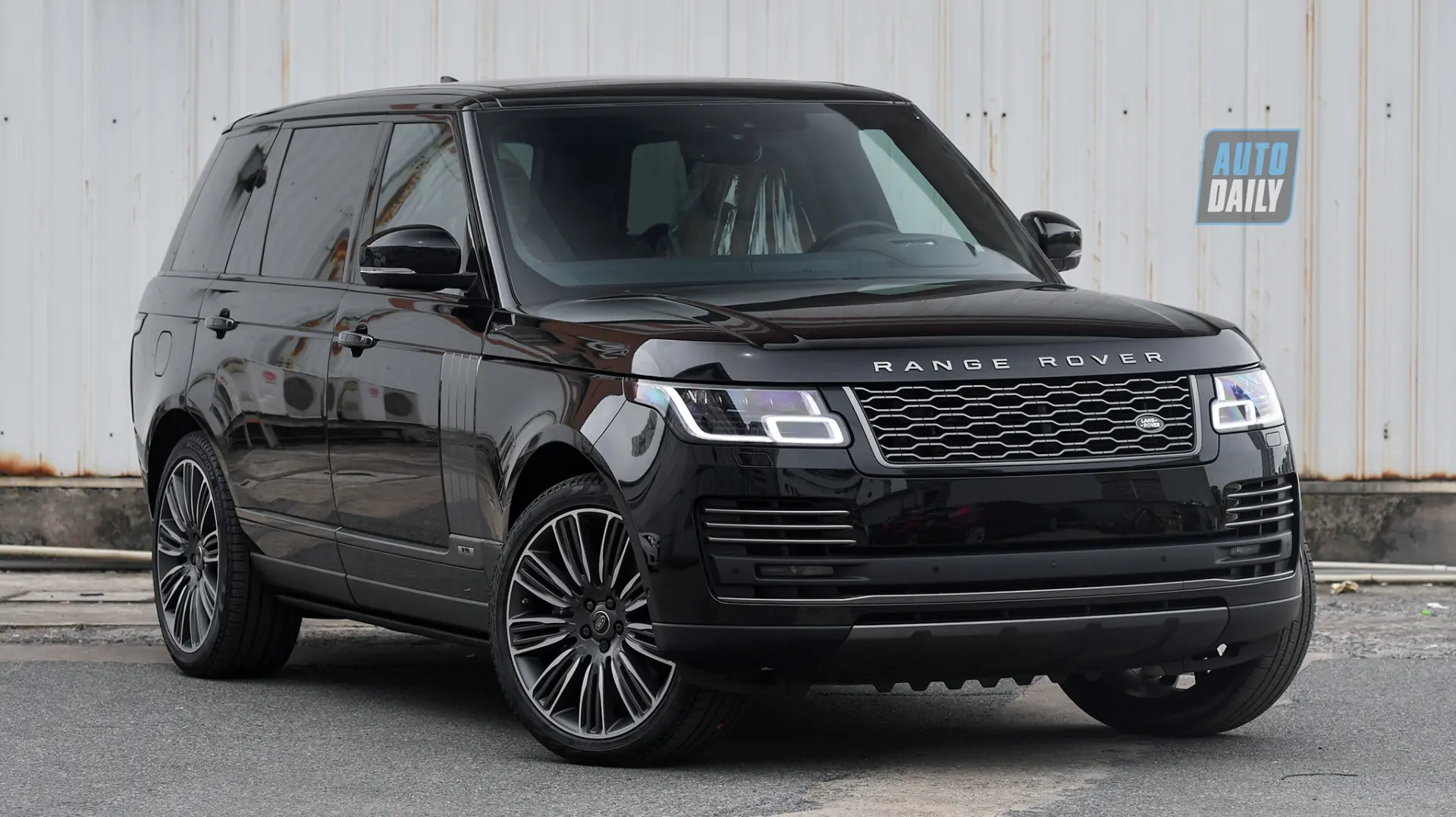 Land Rover Range Rover Range Rover 2.0 PHEV404 Hybrid Autobiography LWB 6