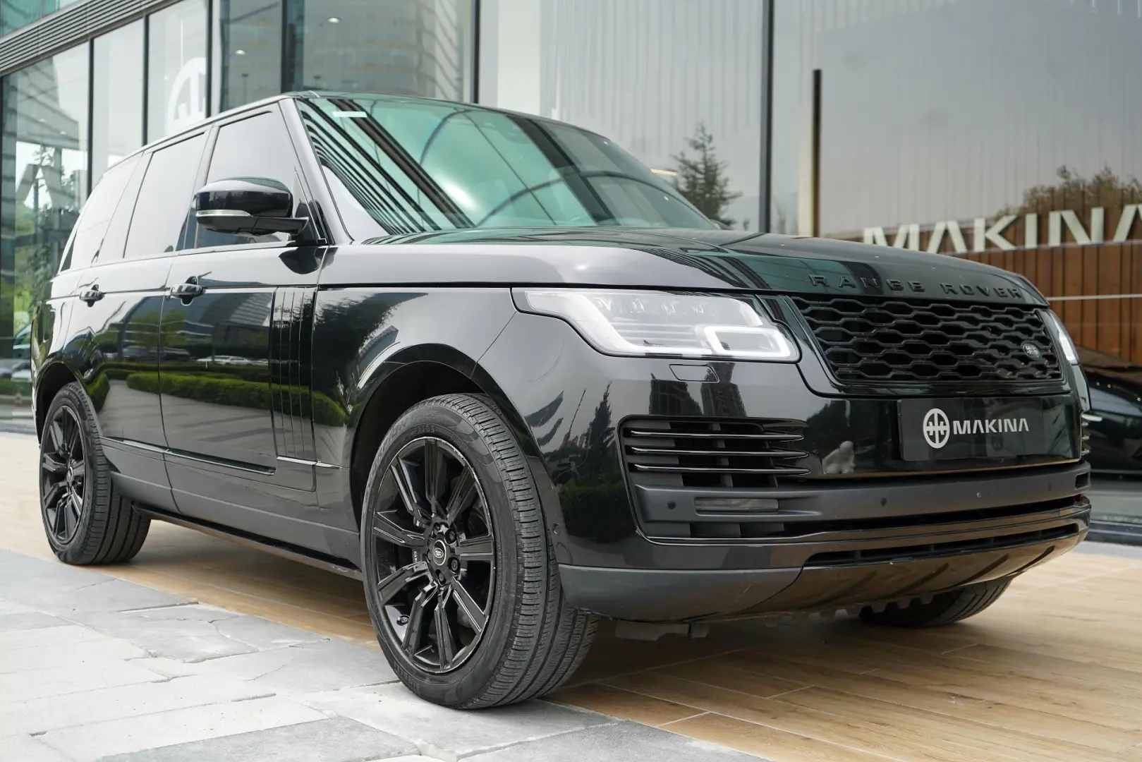 Land Rover Range Rover Range Rover 2.0 PHEV404 Hybrid Autobiography LWB 5