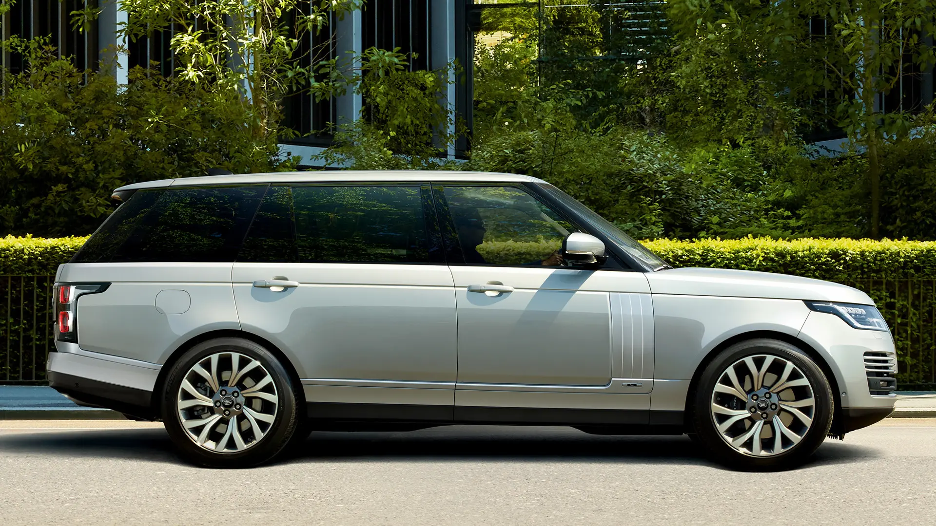 Land Rover Range Rover Range Rover 2.0 PHEV404 Hybrid Autobiography 6