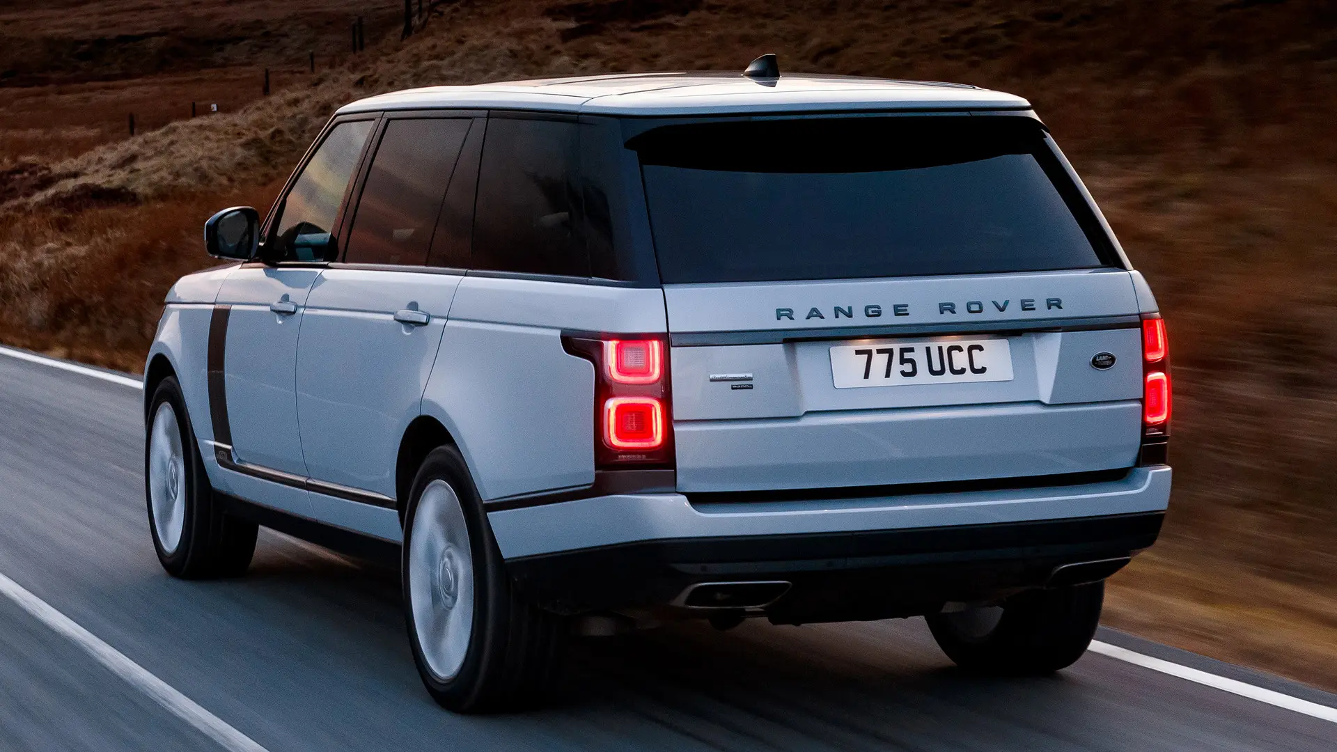Land Rover Range Rover Range Rover 2.0 PHEV404 Hybrid LWB Autobiography 7