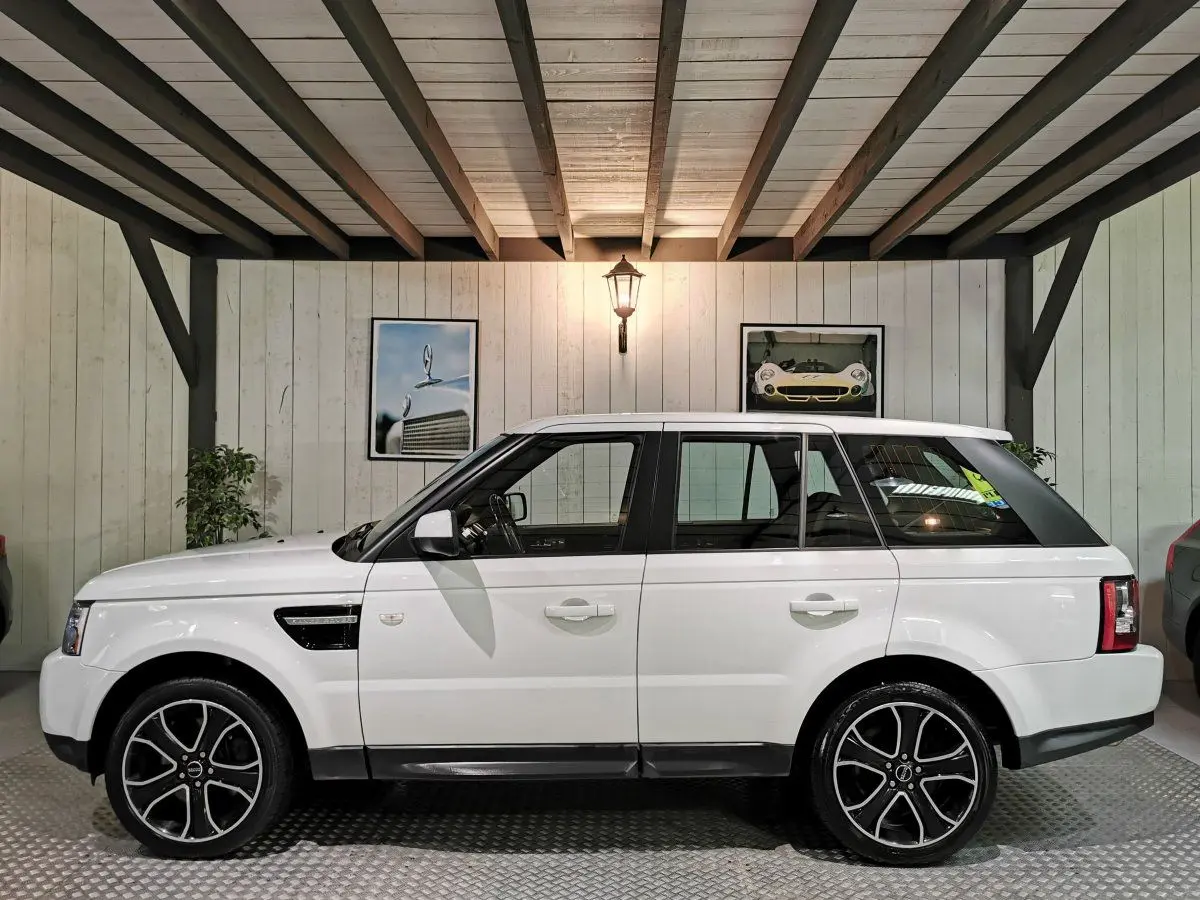 Land Rover Range Rover Range Rover 3.0 SDV6 D300 AWD HSE 6