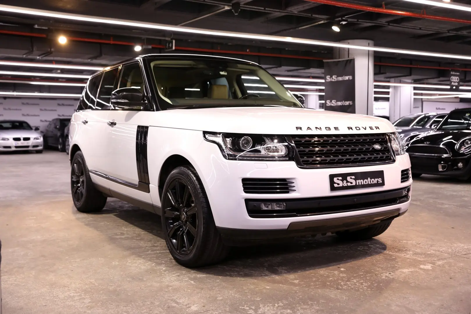 Land Rover Range Rover Range Rover 3.0 TDV6 HSE 5