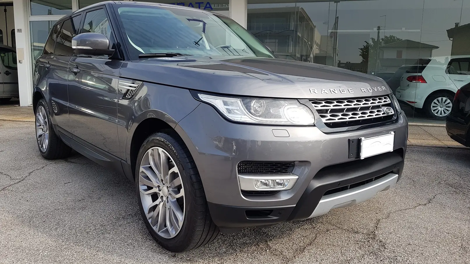 Land Rover Range Rover Range Rover 3.0 TDV6 HSE 6
