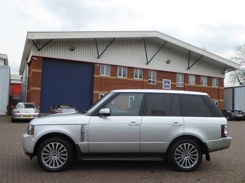 Land Rover Range Rover Range Rover 4.4 TDV8 Vogue Silver 4