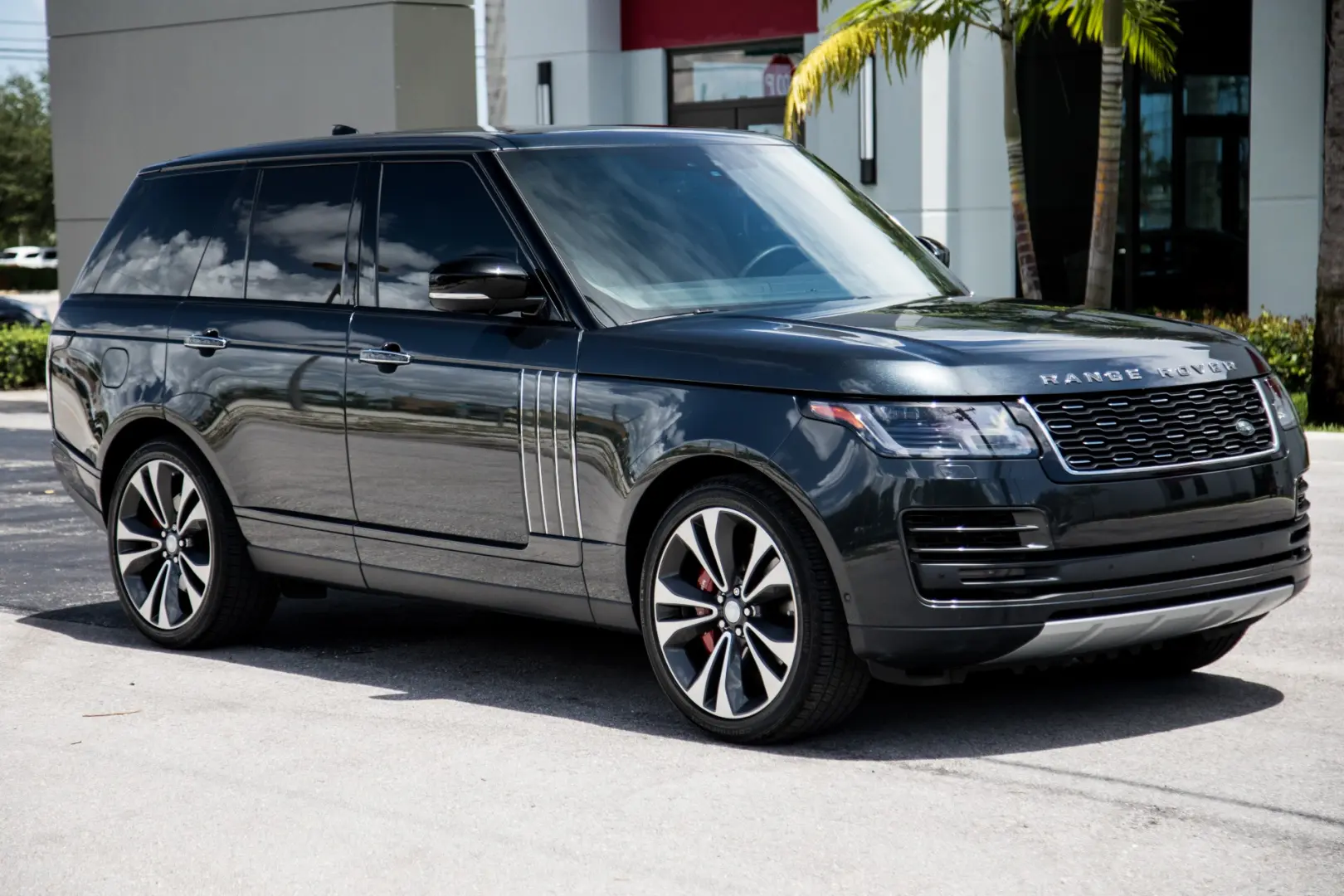 Land Rover Range Rover Range Rover 5.0 V8 P565 AWD SVAutobiography Dynamic 3