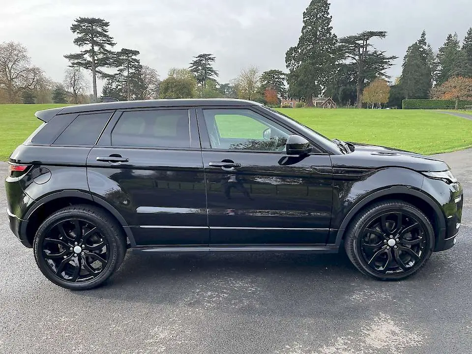 Land Rover Range Rover Evoque Range Rover Evoque 2.0 TD4 SE Dynamic 2