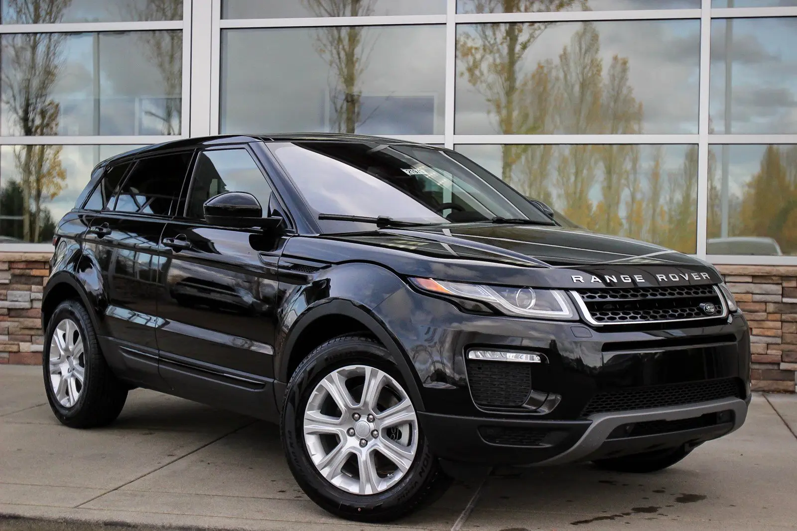 Land Rover Range Rover Evoque Range Rover Evoque 2.0 TD4 SE 3