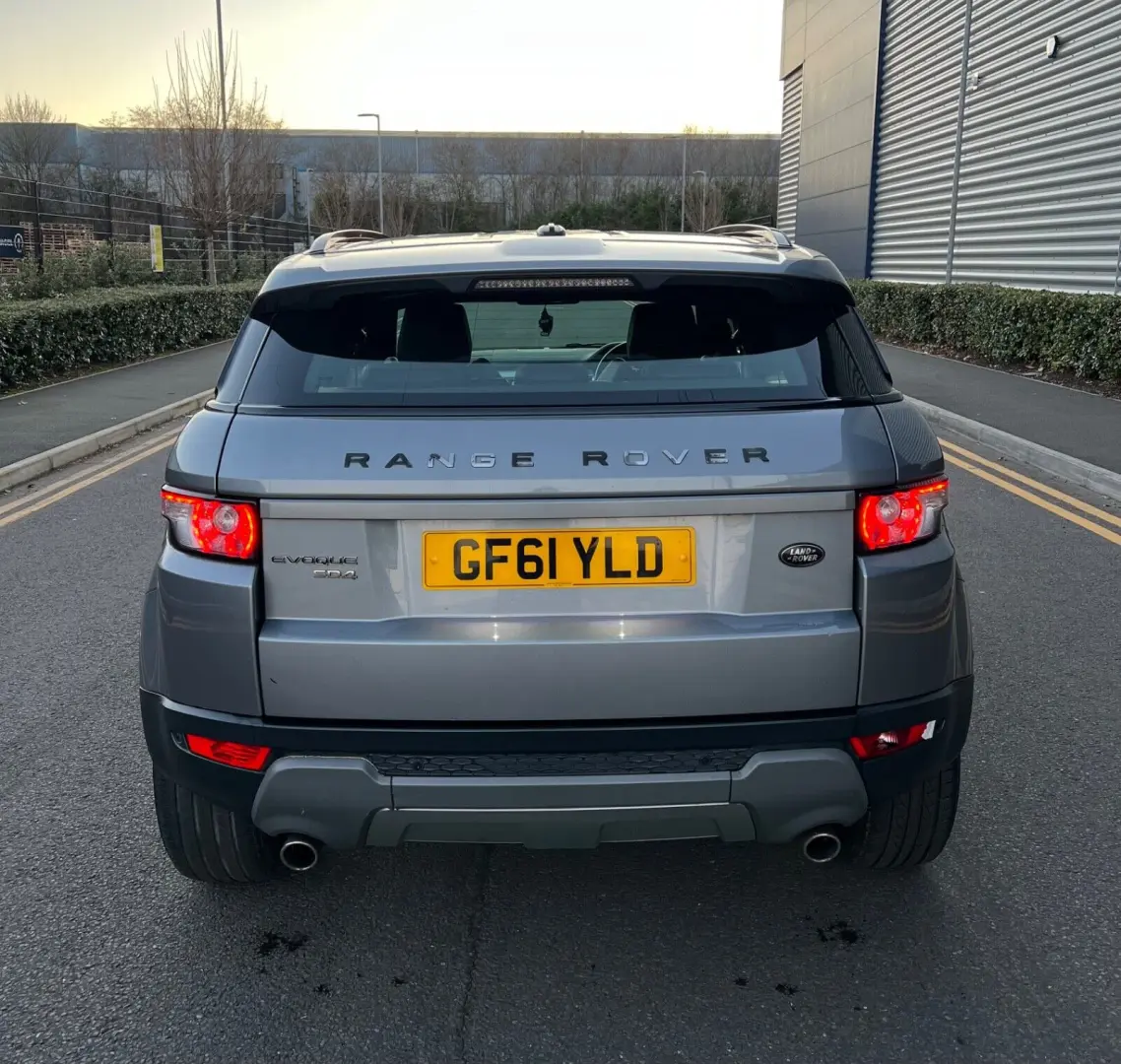 Land Rover Range Rover Evoque Range Rover Evoque 2.2 SD4 Pure 7