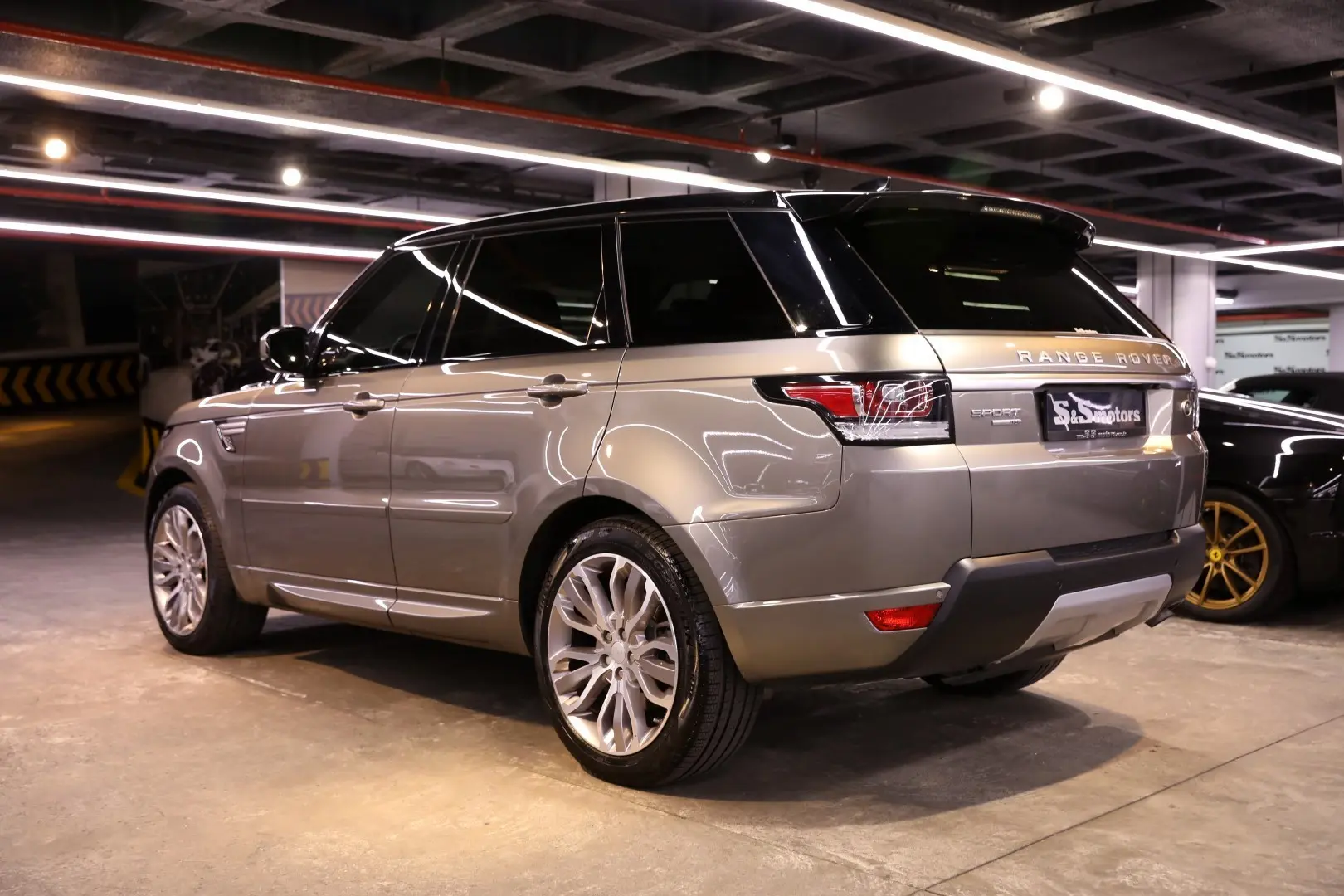 Land Rover Range Rover Sport Range Rover Sport 2.0 SD4 HSE 5