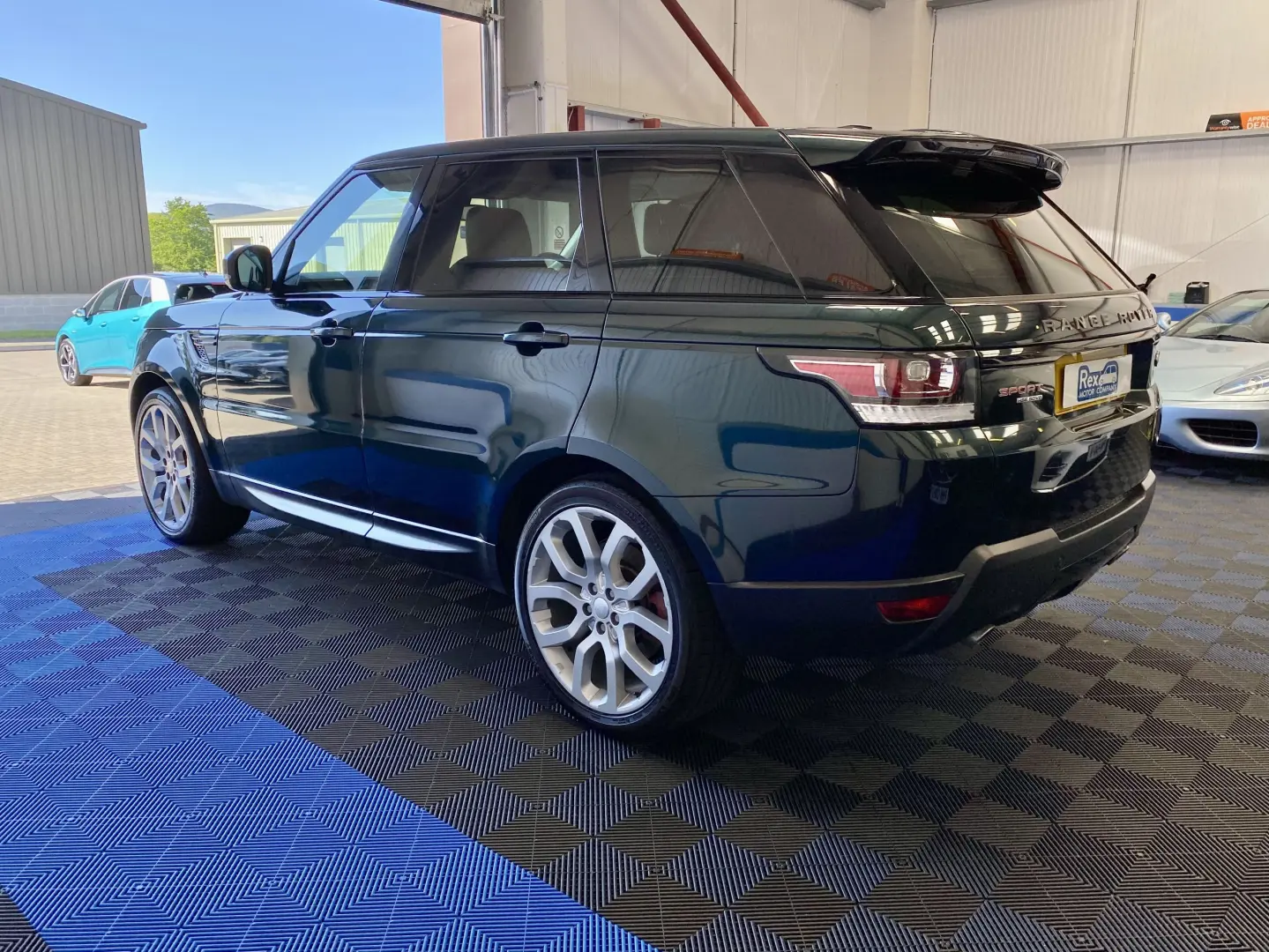 Land Rover Range Rover Sport Range Rover Sport 3.0 SDV6 HSE Dynamic 7