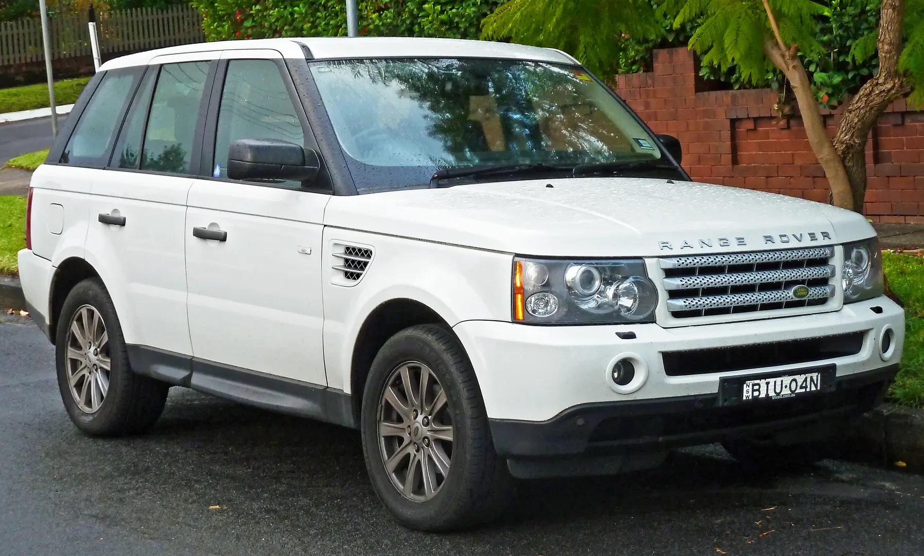Land Rover Range Rover Sport Range Rover Sport 3.6 TDV8 HSE Plus 2