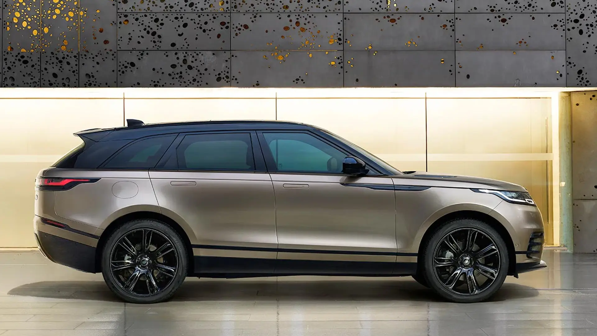 Land Rover Range Rover Velar Range Rover Velar 2.0 D204 R-Dynamic S 2