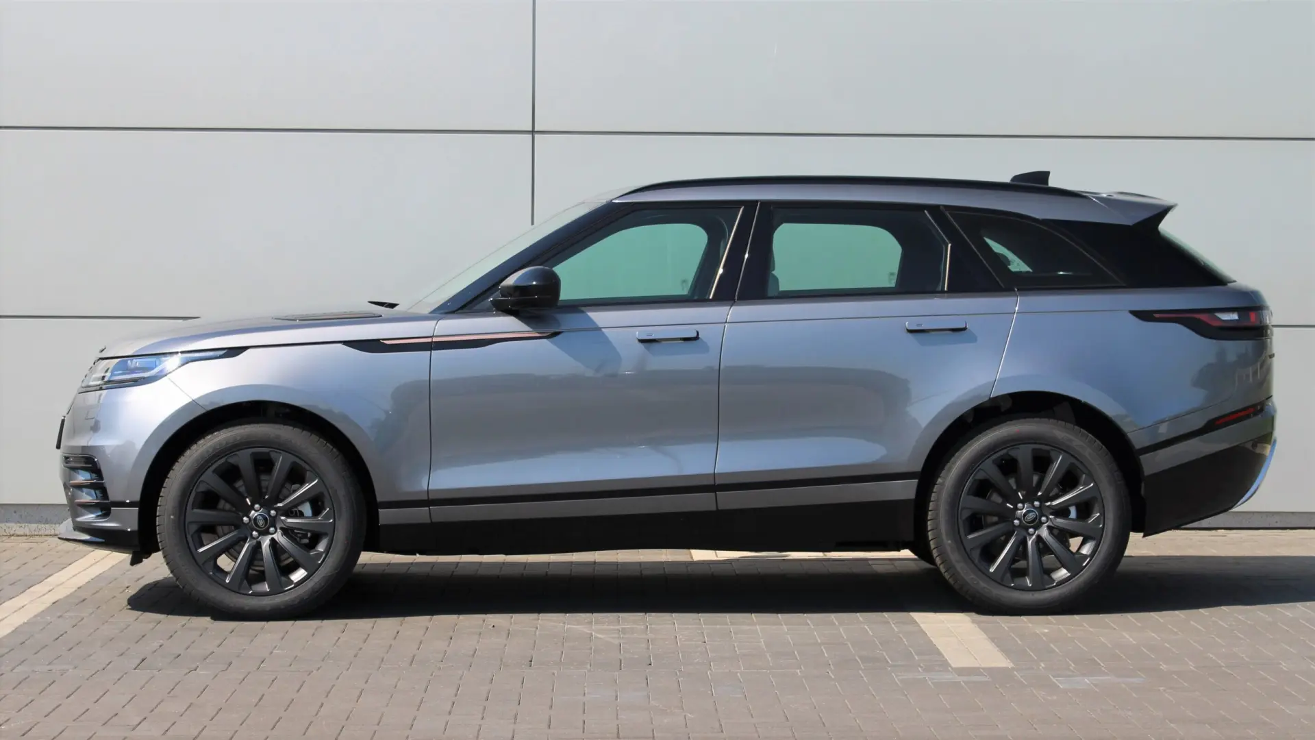 Land Rover Range Rover Velar Range Rover Velar 2.0 D204 R-Dynamic SE 6